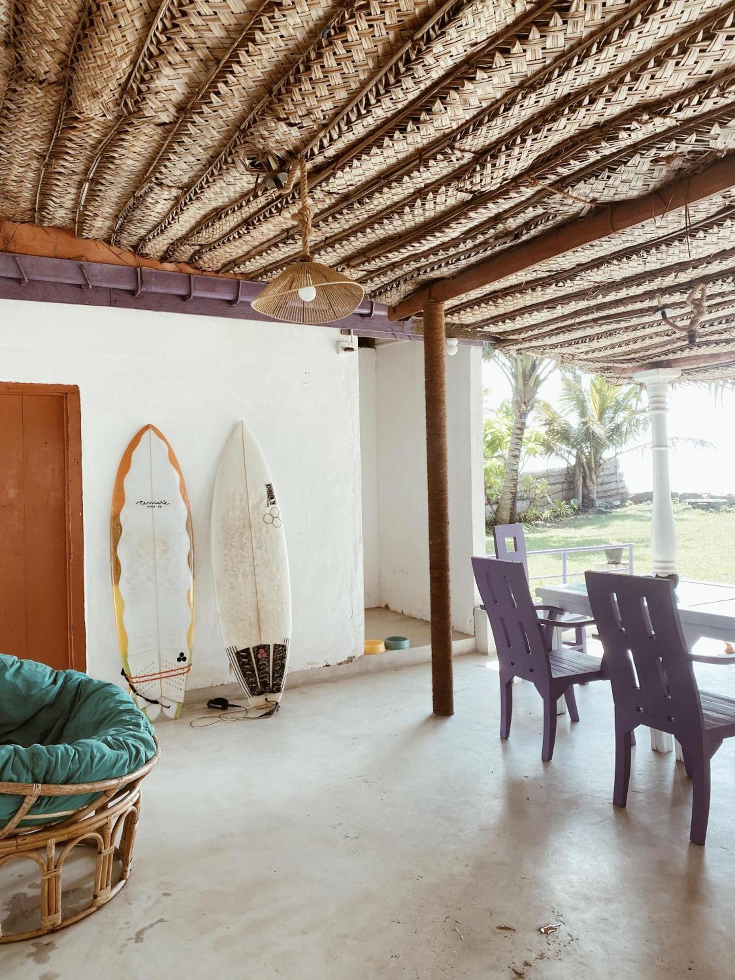 Together Beach House Midigama Timur Bagian luar foto